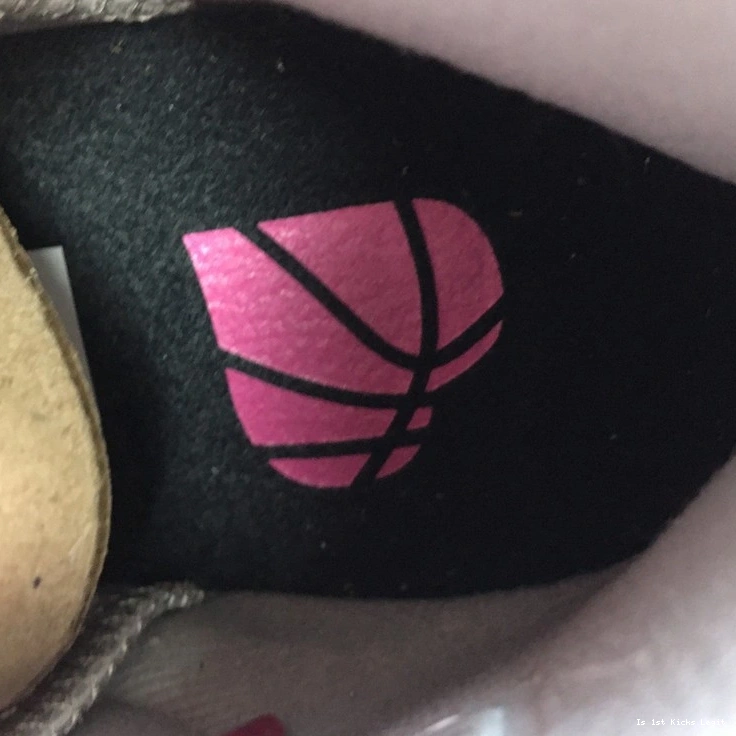 2014 Valentine's Retro 543390-009 Jordan (GS) Day  6 1105